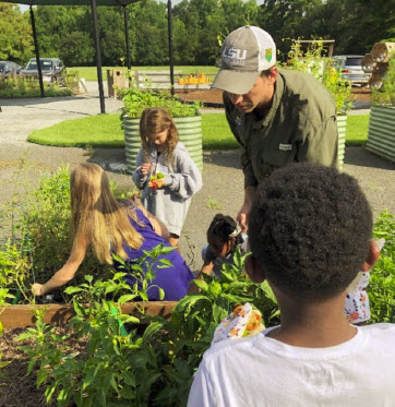 Bert Hammett with home schoolers.